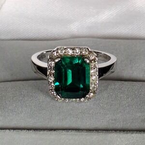 Sterling Silver 925 Emerald Cut Green Stone Halo Ring Size 8 Statement Jewelry